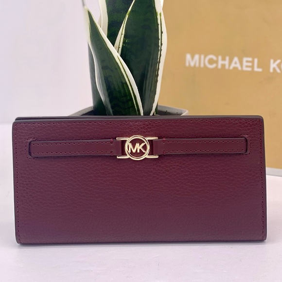 Michael Kors Reed Large Bifold Pebbled Leather Snap Wallet Card Case Oxblood - Picture 3 of 13
